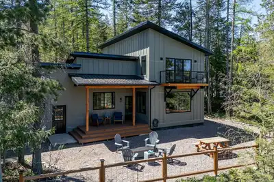 Image de Middle Fork Retreat - a 3 bedroom home near Glacier National Park!