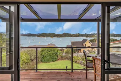 Image de Seascape Sanctuary - Okiato Holiday Home