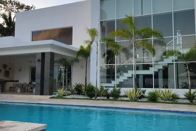 Image de 4 bedroom villa at the all inclusive Lifestyles Resort. private pool included