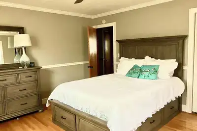 Image de Quiet countryside home with exceptional sunrise view!