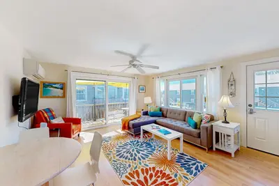 Image de Cozy Condo Retreat with Harbor Views and Perfect Provincetown Location
