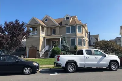 Image de Lovely Beach House just two short blocks from the beach and boardwalk!