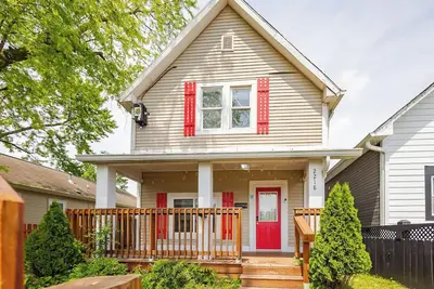 Image de 3 Bedroom King Bed big group 8pax nr Lucas Stadium