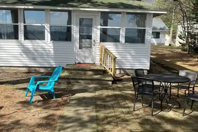Image de Lakefront Cabin on Higgins Lake. Only steps from the water! boat buoy available