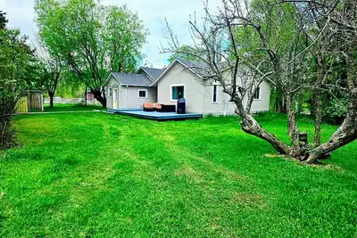 Image de Only35 minutes away from Edmonton City and 10 minutes from Stony Plain Town