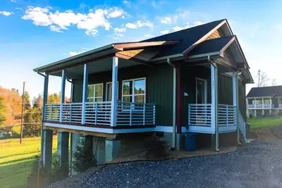 Image de Tiny 2br Cabin w/ View | Grill | Fire Pit #2