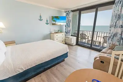 Image de Low Floor|Great Direct Oceanfront View|Heated Pool