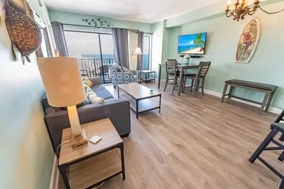 Image de High Floor, Pools, Ocean Views New Palace Resort!