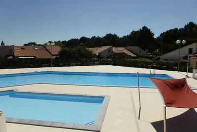 Image de Maison aux Mathes : Piscine, Tennis, Proche Plage et Commerces