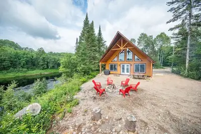 Image de Your Home, Away from Home!