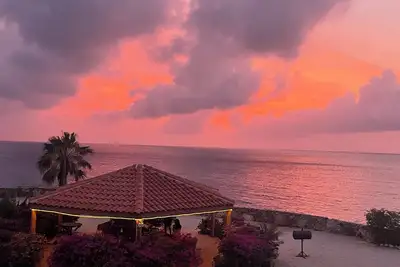 Image de Sandy Bottoms 10b - One of the largest 1 bedrooms, Best views in the resort!