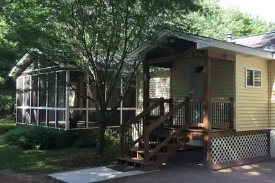 Image de Cottage On Sunset 2 Bedroom House Walk To Castle Rock Lake New Lisbon Wi