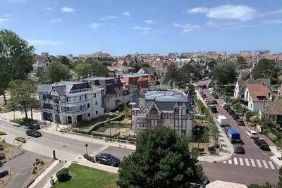 Image de F4 de 100m2 au 7éme Étage. vue Exceptionnelle. triangle D'or