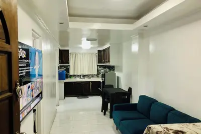 Image de Near Burnham Cozy Home W\/ Roof top Panoramic City View.