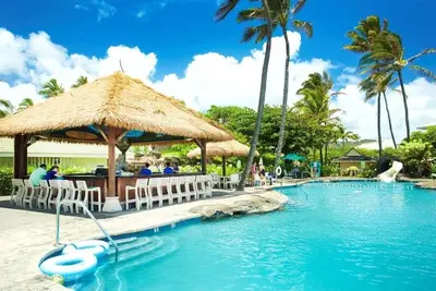 Image de Unforgettable Beachside Getaway at Kauai Beach Resort