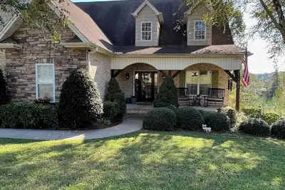 Image de 3 Bedroom w/hot tub in Yadkin Wine Country Pet Friendly