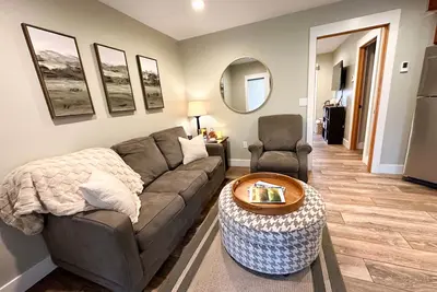 Image de Northern Michigan charm. Close to lakes, boat parking, On the golf course