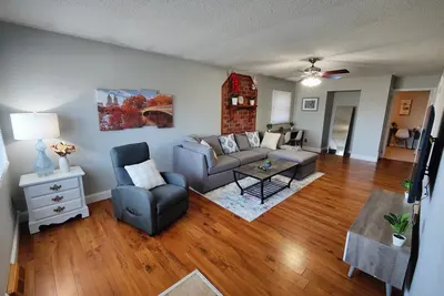 Image de Comfy Ranch House [3 Br \/ 2 Ba]