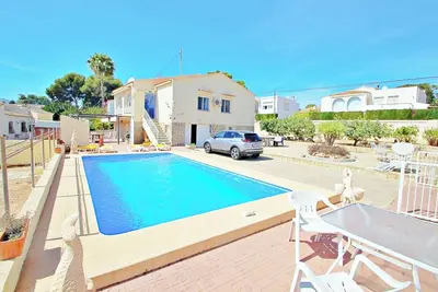Image de Clara - Villa avec grande piscine privée à Calpe