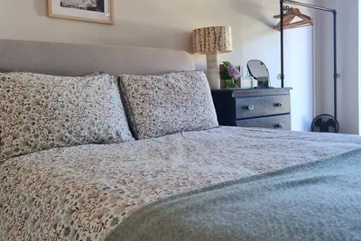 Image de Cosy studio annex in peaceful countryside. Dog friendly.