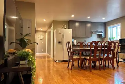 Image de Cheerful 3br 3ba w/ free parking easy access to San Francisco Airport/Downtown