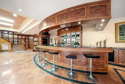 Image de Exquisite Villa Living at 5 Swansfield Ct, Warrandyte - Shared Amenities Await!