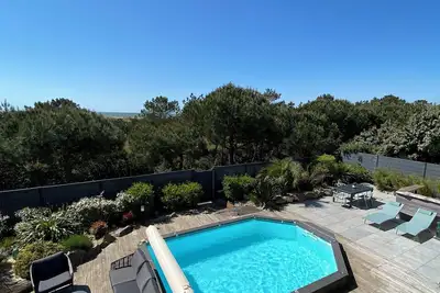 Image de Belle Maison en Bord de Mer, Avec Piscine, Dans un Environnement Naturel Unique