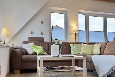 Image de \"Harlebrise: Natural idyll for 6 - balcony, 90sqm, green view! \"