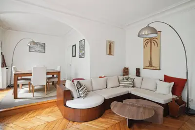 Image de L'haussmannien 3 Bedroom