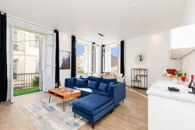 Image de Prime Location Luxury: Spacious 4-Bedroom Apartment in the Heart of Cannes