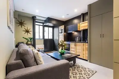 Image de Superbe appartement - 6p - Canal St Martin