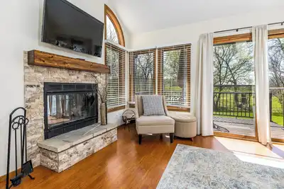 Image de Sunsets & Serenity at South Course Villa - Scenic, Soft Beds loaded w/Style!