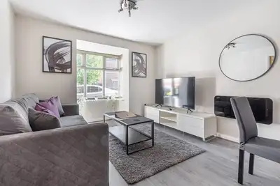 Image de Lovely 2br Apt in the Heart of Redditch