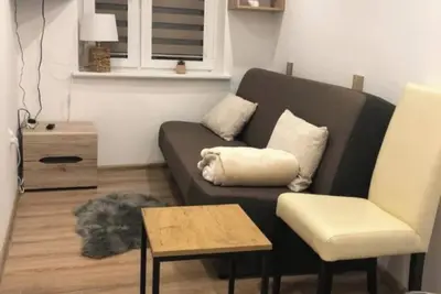 Image de Apartment type budget\/low cost, entry from the street, 150m to the beach