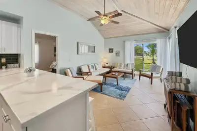 Golf Cart Included, Abaco Villa, Treasure Cay, Bahamas, 100 yards from beach
