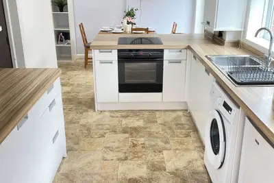 Image de Guests house with garden and 2x car park