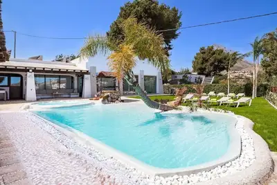 Image de Villa Goldensol by Villa Plus