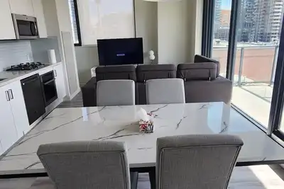 Image de Beautiful 2 beds 1 bath downtown