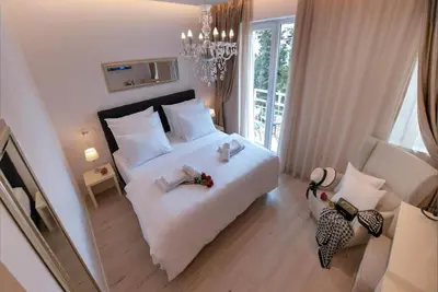 Image de Via Porto Rooms - Deluxe Double Room with Double Bed and Balcony