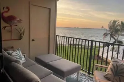 Image de Sunrise & Beach lovers paradise remodeled sleeps 4
