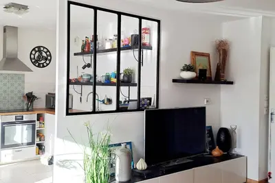 Image de A 2 pas de Paris, appartement lumineux 3 chambres, terrasse, vue et parking