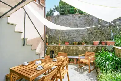 Image de Belle maison Ă Azzano avec WiFi