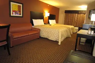 Image de 2 Double Beds with Free Breakfast, Close to Menlo Park Mall