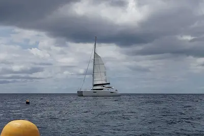 Image de catamaran baie anse mitan \n les trois ilets