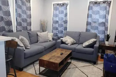 Image de Cozy modern apartment minutes from Downtown Newark, Nj