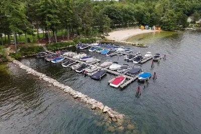Image de Lakeside 3br Retreat with Dock, Hot Tub - Sleeps 6
