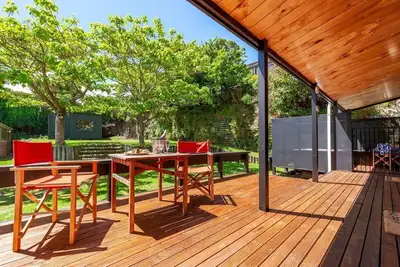 Image de Base: 4 Extra: $30<br>236 Lake Terrace