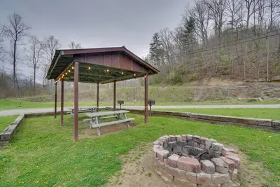 Image de Mountain-View Briceville Studio: Pets Welcome!
