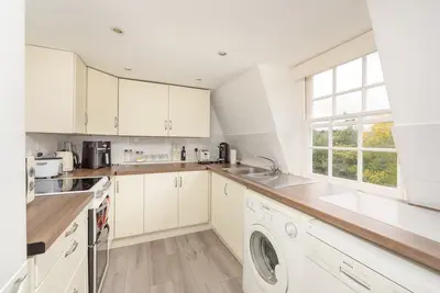 Image de Grade Ii* Listed Penthouse in Central Bath