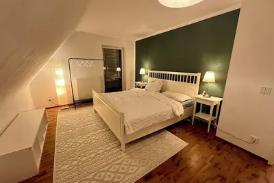 Image de 77m² - 3 rooms modern center kitchen roof terrace Wlan